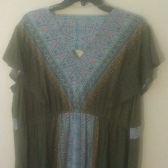 Summer dress Size 2X - Picture 6 of 9